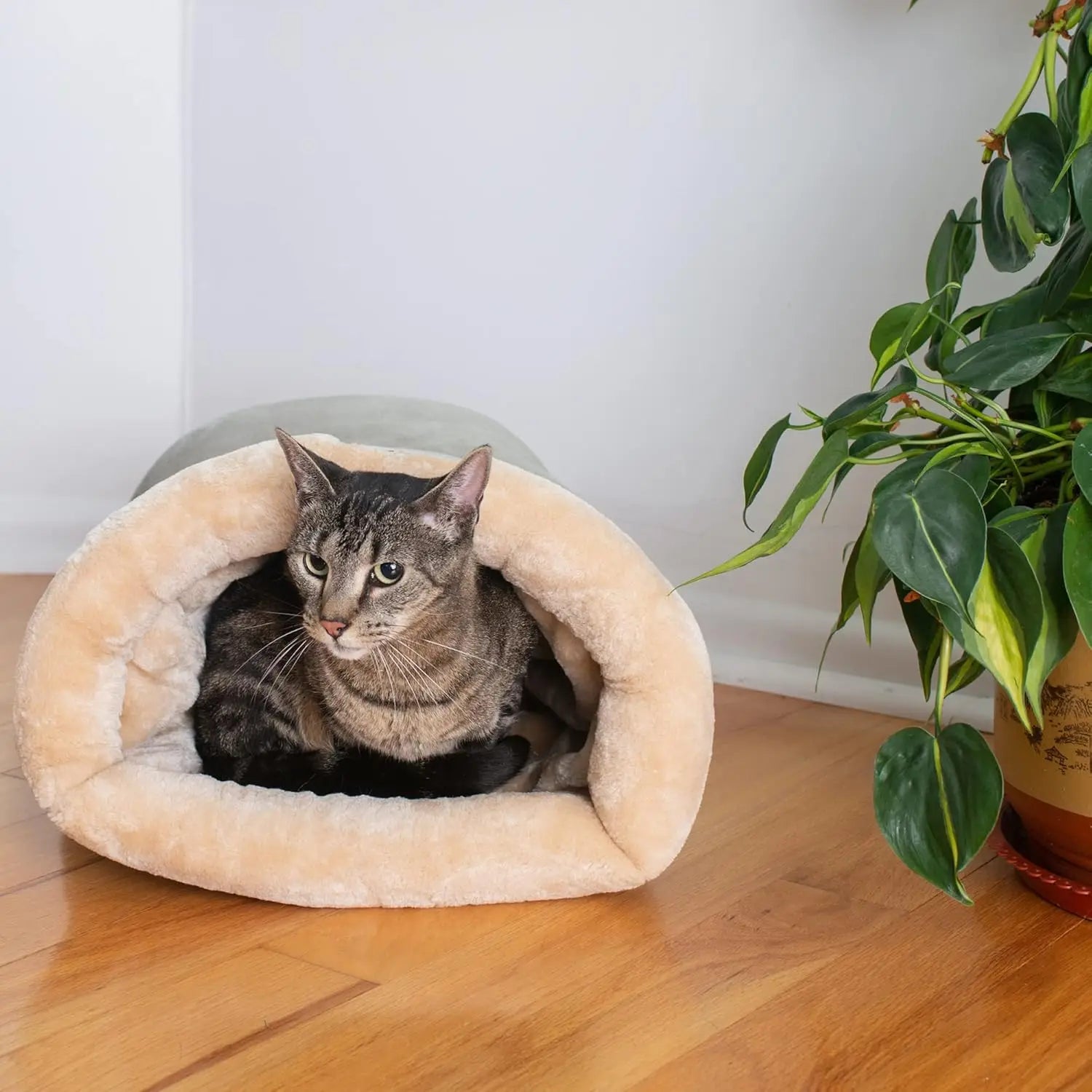 Cat Sleeping Bag | Warm Semi-Enclosed Nest for Cozy Cats